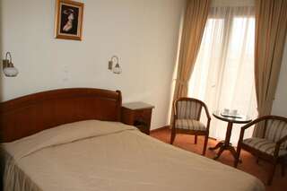 Отель Hotel Sarmis Дева Двухместный номер с 1 кроватью или 2 отдельными кроватями-3