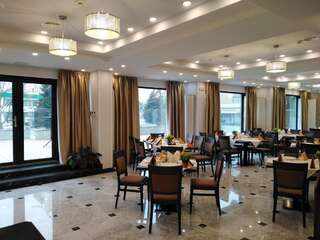 Отель Hotel Sarmis Дева-5
